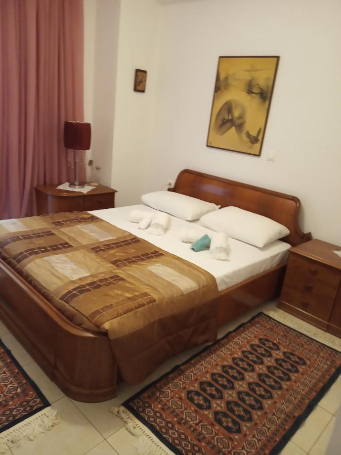 Maria 's Heraklion (Crete)